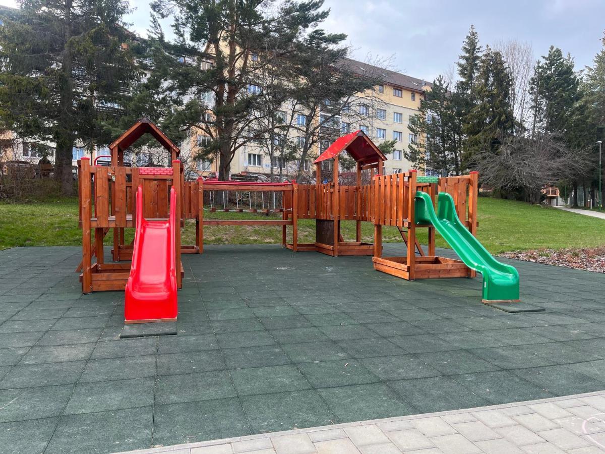 Ubytovanie Pod Stitmi Vysokych Tatier Tatranska Strba Exterior foto